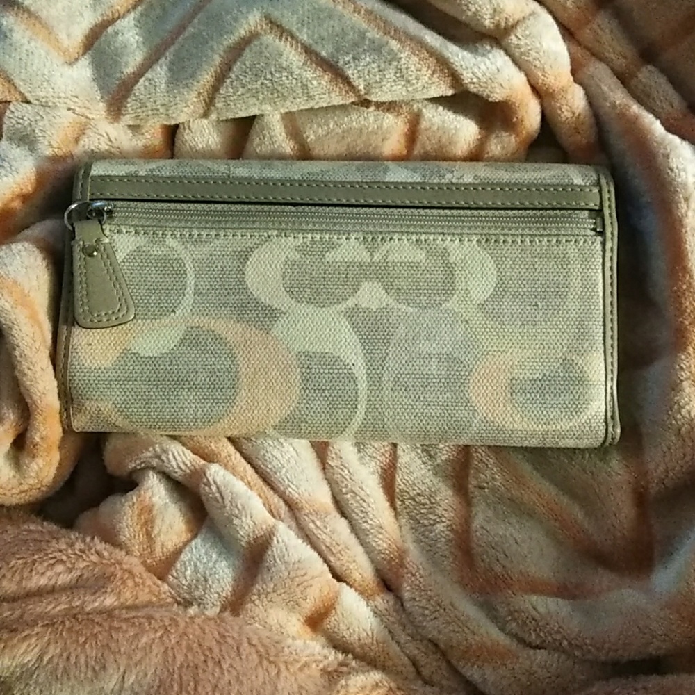 Coach wallet - Picture 2 of 4